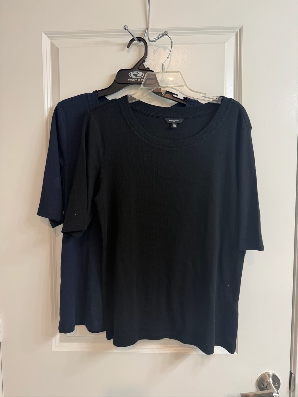 Banana Republic XL Ribbed Elbow Half Sleeve Tops Black Navy Blue 2 Piece Lot